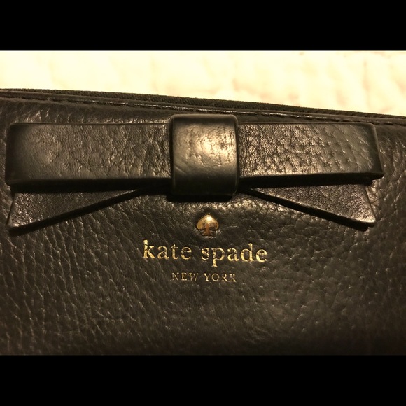 Kate spade wallet. - Picture 3 of 3